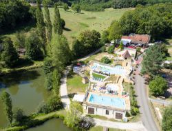 Camping près de Lascaux en Dordogne.