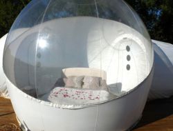 Séjour insolite en bulles transparentes dans l'Aveyron