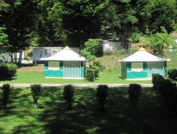 camping avec mobilhomes a louer en Dordogne.