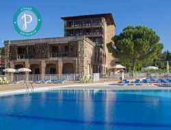 Résidence de vacances avec piscine dans le Vaucluse.