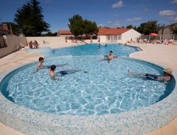 camping avec piscine chauffée en Vendée