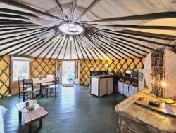 Unusual stay in yurt in the Cantal. near Aurillac