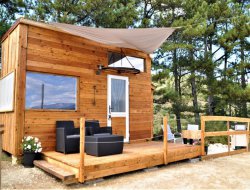 Unusual stay in a tiny house in Provence. near Digne les Bains