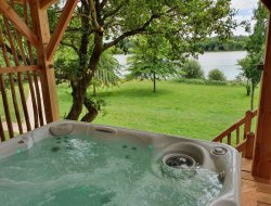 Holiday rental with jacuzzi in Vendee, France. near La Copechagnire