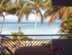 Location les pieds dans l'eau en Guadeloupe