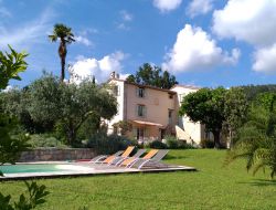 Bed and breakfast in Tourrettes on french riviera near Mandelieu la Napoule