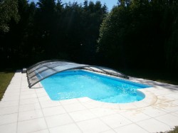 Piscine couverte si besoin  et chauffee 8 x 4 m 