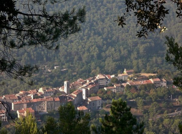 Vue gnrale du village de claviers
