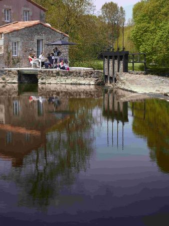 Moulin vu de la chausse