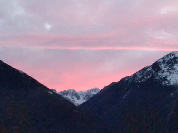 Les montagnes enneiges de cauterets 