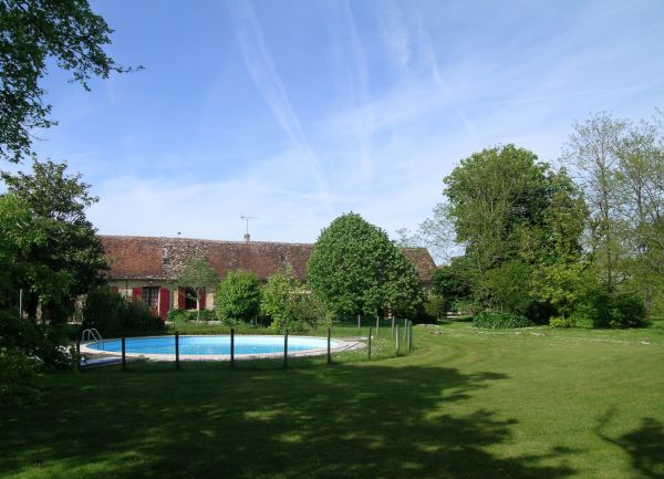 Parc et piscine - domaine de bellevue cottage
