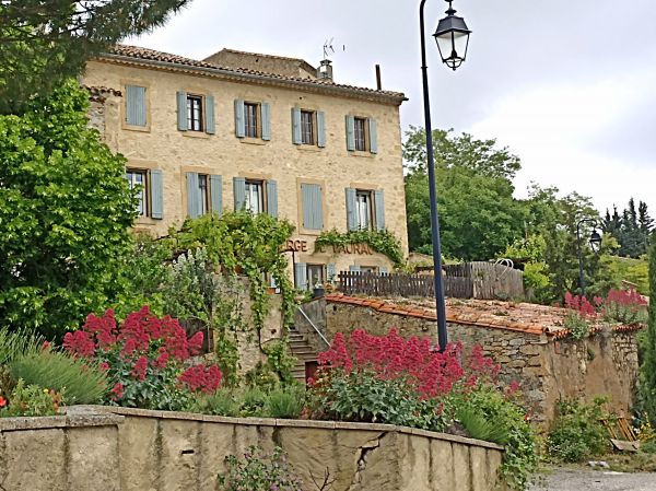 Gite vu de la rue