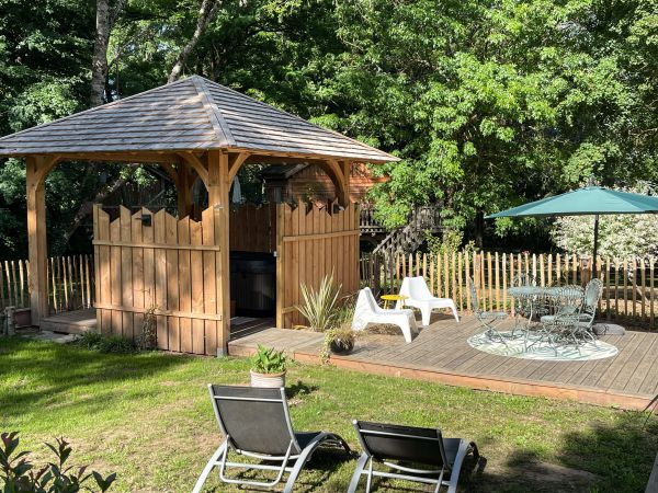 Kiosque jacuzzi priv du gte