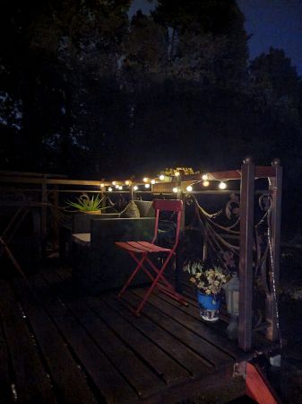 Les roulottes et leurs spa privs sous pergolas
