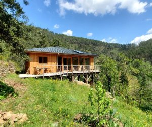 Chambon Gard cabane perche en Languedoc Roussillon