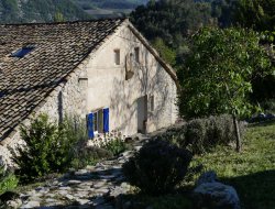 Cottage for a group in the Drome near Chalancon