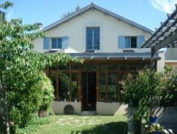 Seaside Bed and Breakfast close to La Rochelle near Thaire