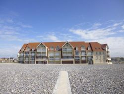 Seafront holiday accommodation in Picardy