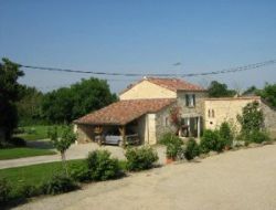 Location 4-6 personnes  19 km* de Les Herbiers