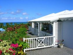 Deshaie Location de 3 gîtes créole en Guadeloupe