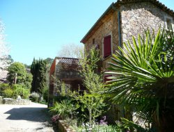 Gites de vacances avec piscine dans le Gard.