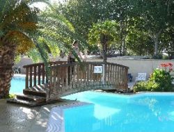 Location vacances 2  6 personnes  25 km* de Les Saintes Maries de la Mer