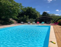 Large capacity holiday homes in Gironde, north Aquitaine. near Saint Remy