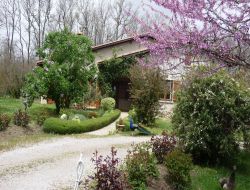 Holiday accommodation in Midi Pyrennes, France. near Beaumont de Lomagne