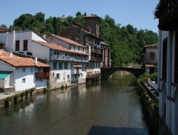 Holiday accommodation in the Pays Basque near Macaye