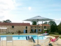 Holiday home with heated pool in Pays de la Loire near Le Pallet