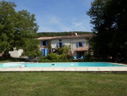 Location 4-6 et 8 personnes  18 km* de Villarzel du Razs