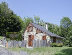 Self catering accommodation in french Pyrenees near Esquieze Sere