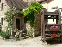 Holiday home near Chalon sur Saone in Burgundy near Saint Romain