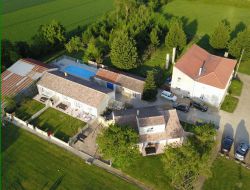 Location 6-8 personnes  19 km* de Chatelaillon Plage