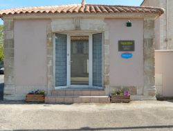 Location 2-4 personnes  33 km* de Saint Martin de R