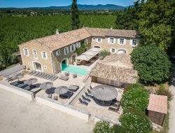 Holiday home for a group in Provence, France. near Salles sous Bois