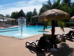 Rosires Camping avec piscine chauffe en Ardche