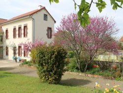 vacances dans le Puy de Dme  Charbonnires les Vieilles n17361