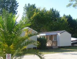 Salles Camping avec mobil-homes a louer dans les Landes.