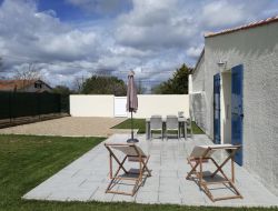 Location 2-3 personnes  17 km* de Chaill les Marais	