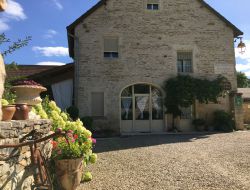 Holiday home in Cote d'or vineyard, Burgundy. near Saint Martin sous Montaigu