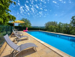 Castels Gîtes avec piscine près de Sarlat en Dordogne.