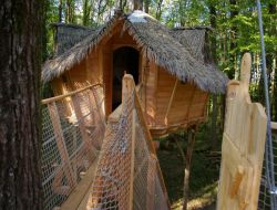 Magn Vienne cabane perche en Poitou Charentes