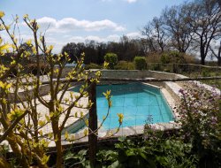 La Bastide de Sérou Grand gite avec piscine a louer en Ariège 09.