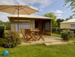Palladuc Camping 2 toiles a louer dans la Loire.
