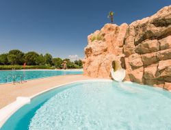 Trevoux Camping mobil-homes a louer dans l'Ain.