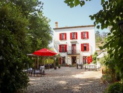 Bed and Breakfast near Issoire in Auvergne. near Neschers