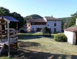 Holiday cottages with pool in the Lot et Garonne, Aquitaine.