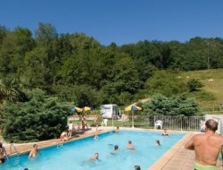 Aulus les Bains camping mobilhomes en location en Arige  