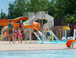 Villeneuve les Bziers camping bord de plage dans l'Herault 34.